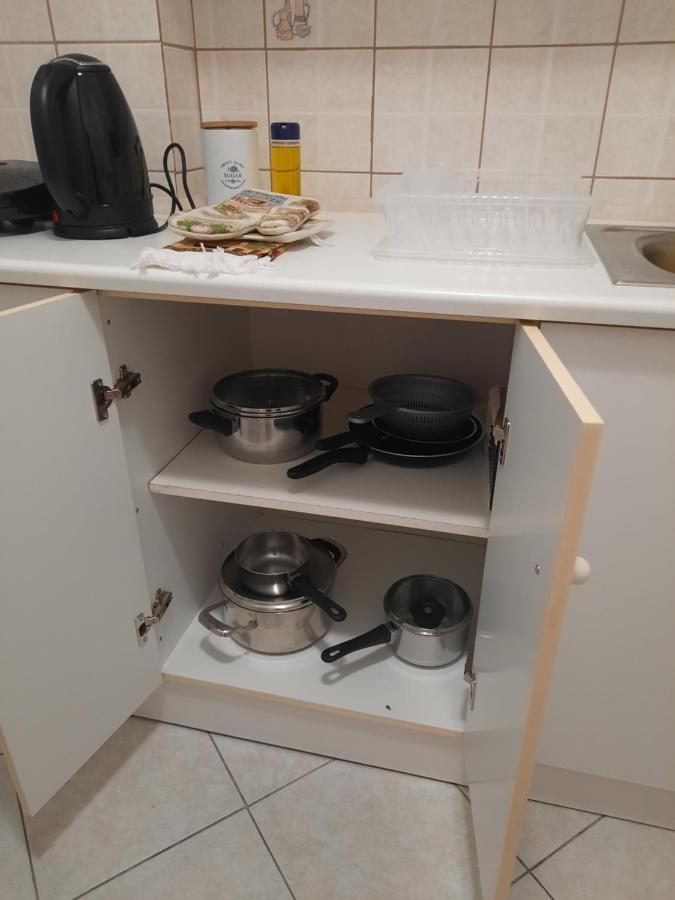 Lousi House Apartment Athena Bagian luar foto