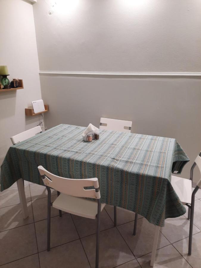 Lousi House Apartment Athena Bagian luar foto
